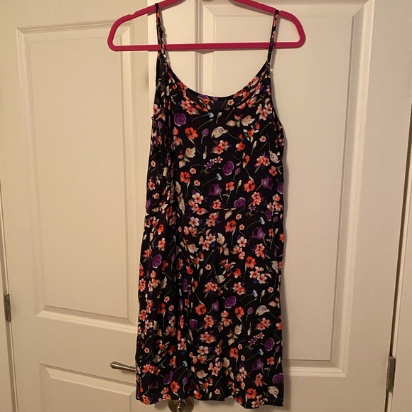 Vero Moda Dress - Picture 4 of 4